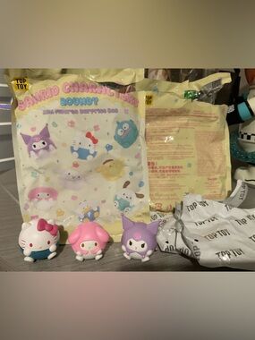 Top Toy Sanrio Charcters Roundy Series Set of 3